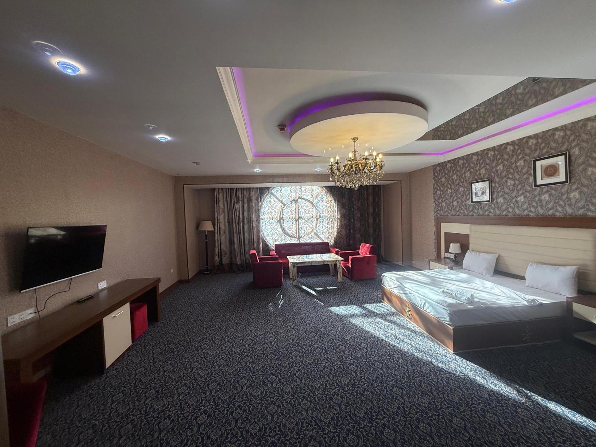 Black Mont Inn Hotel Baku Ngoại thất bức ảnh