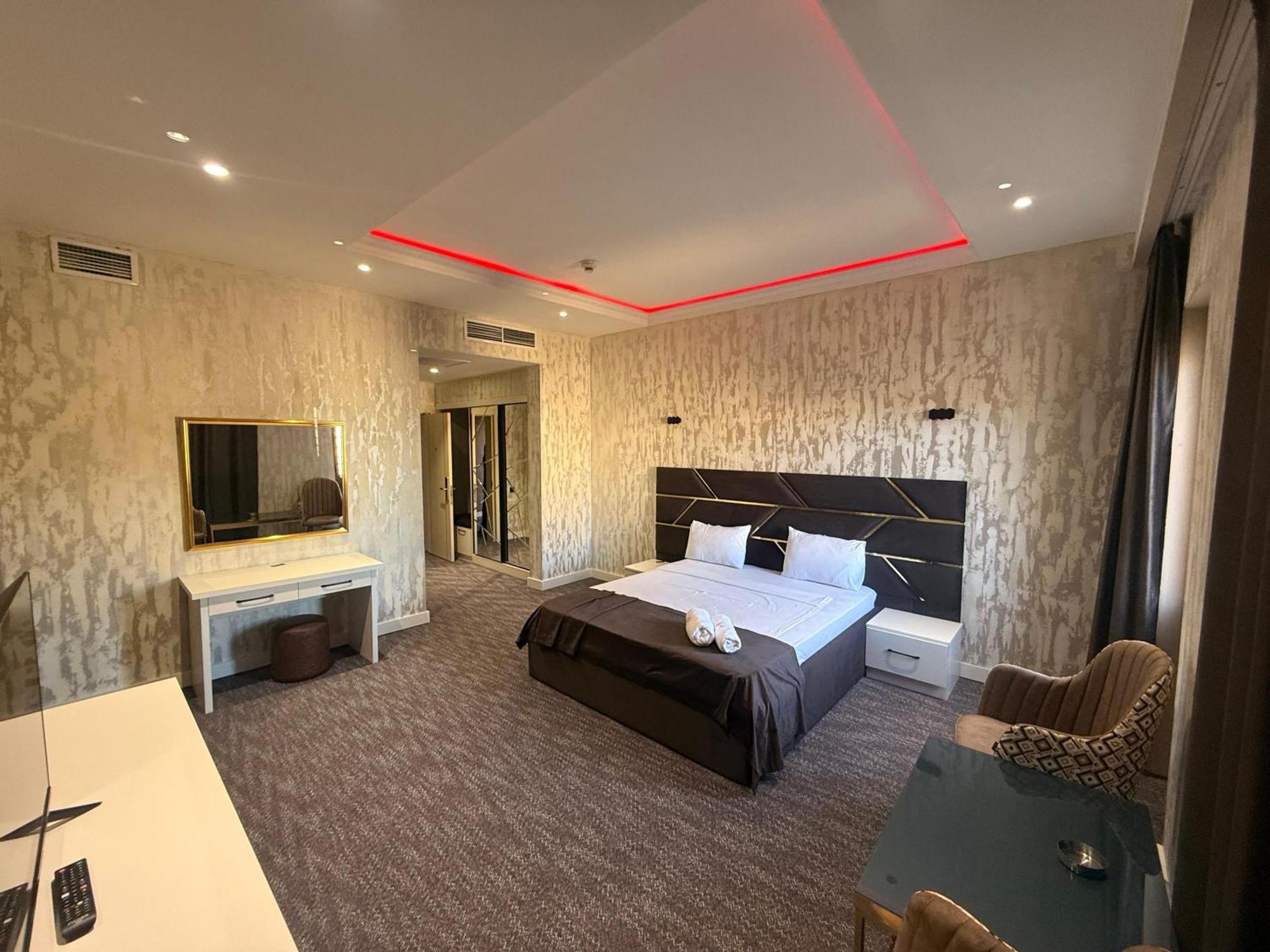 Black Mont Inn Hotel Baku Ngoại thất bức ảnh