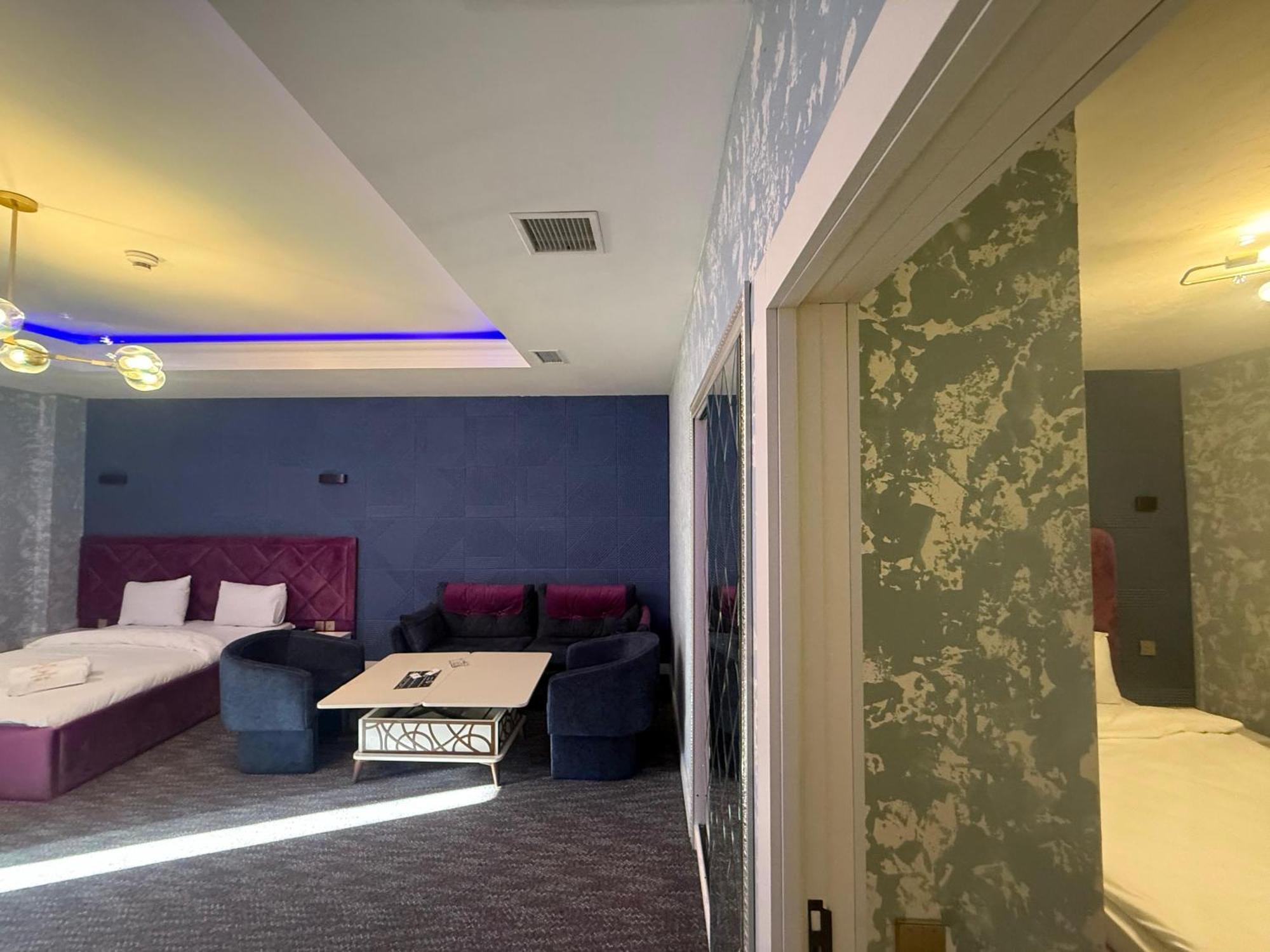 Black Mont Inn Hotel Baku Ngoại thất bức ảnh