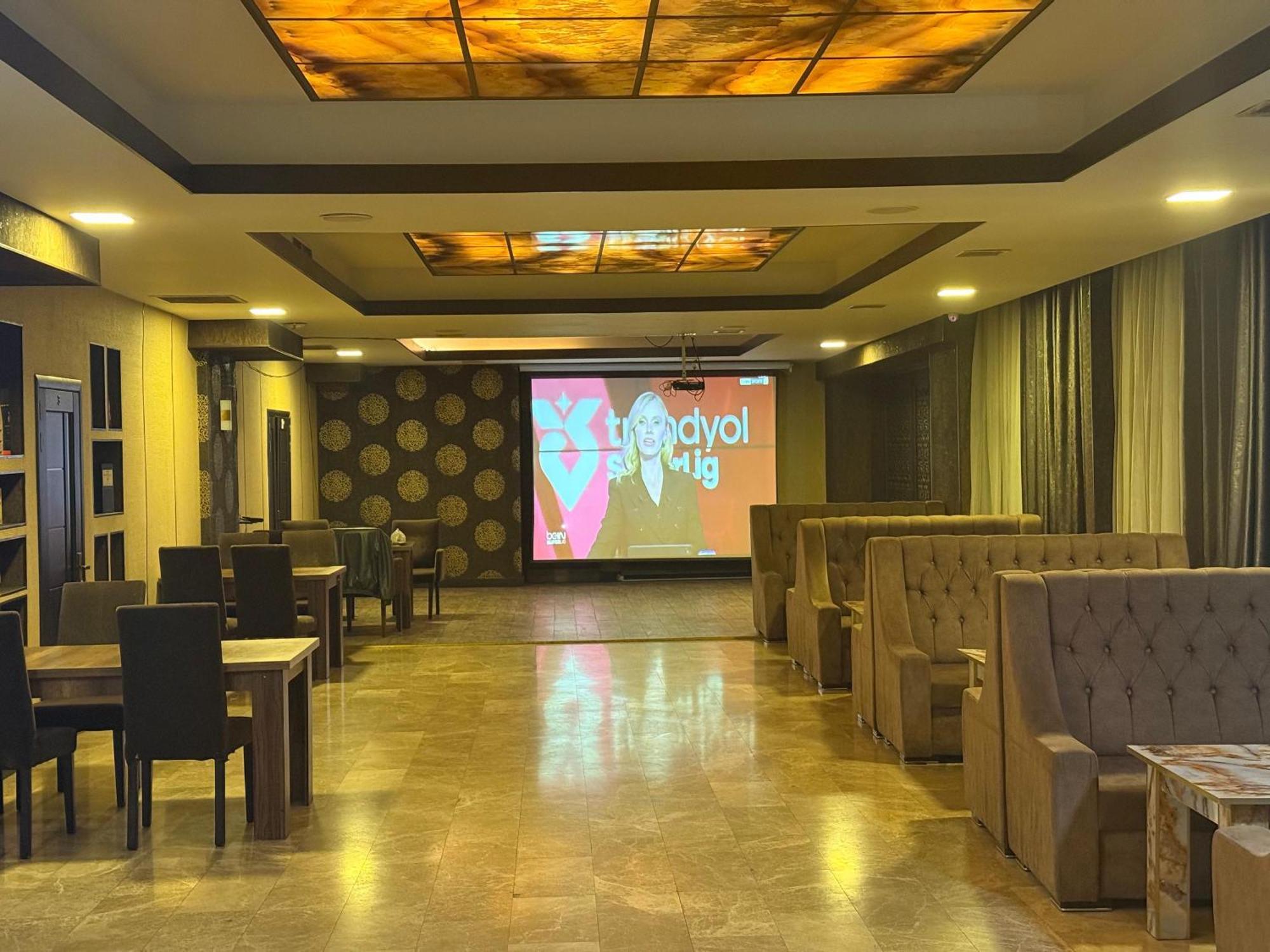 Black Mont Inn Hotel Baku Ngoại thất bức ảnh