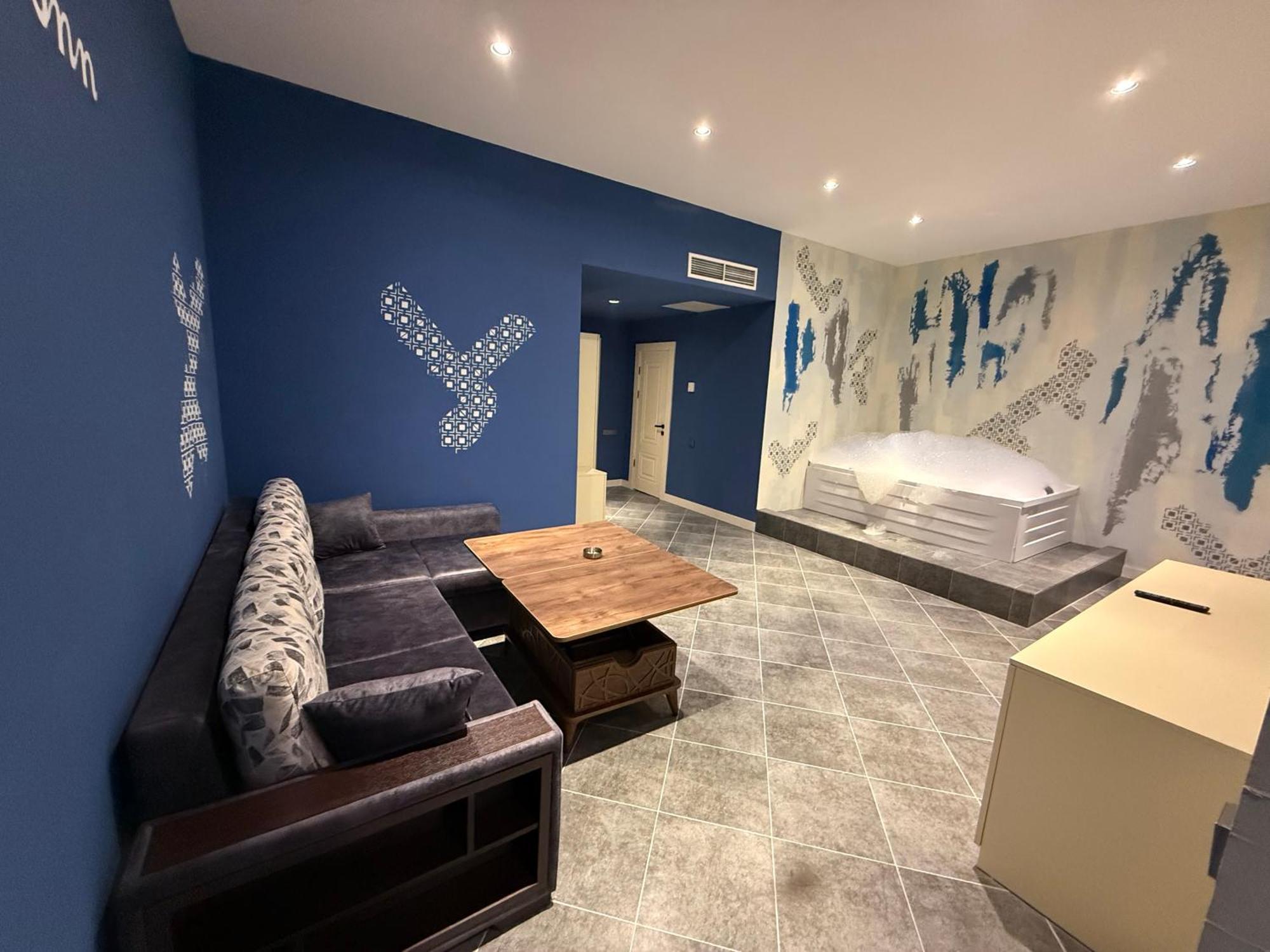 Black Mont Inn Hotel Baku Ngoại thất bức ảnh