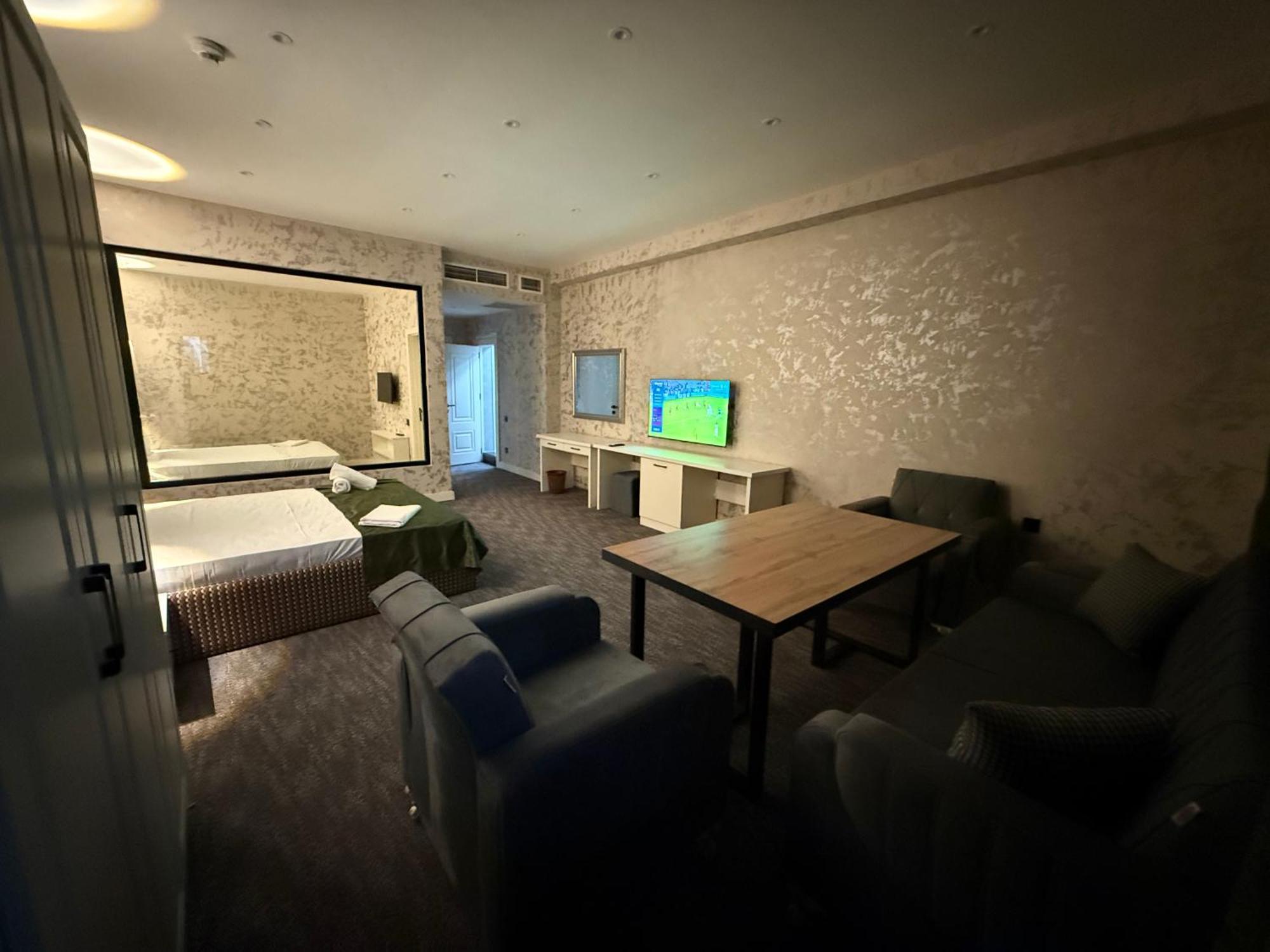 Black Mont Inn Hotel Baku Ngoại thất bức ảnh