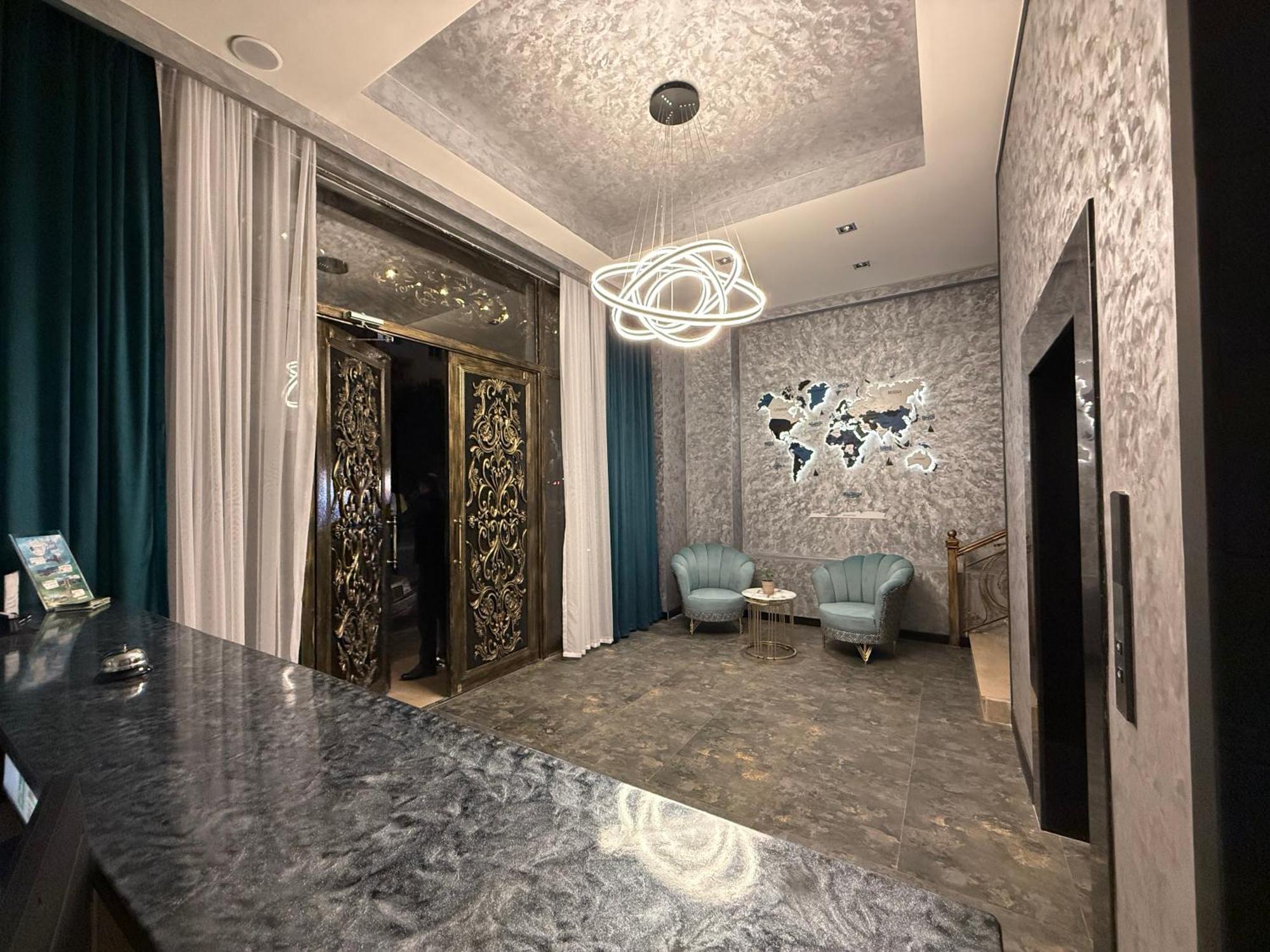 Black Mont Inn Hotel Baku Ngoại thất bức ảnh