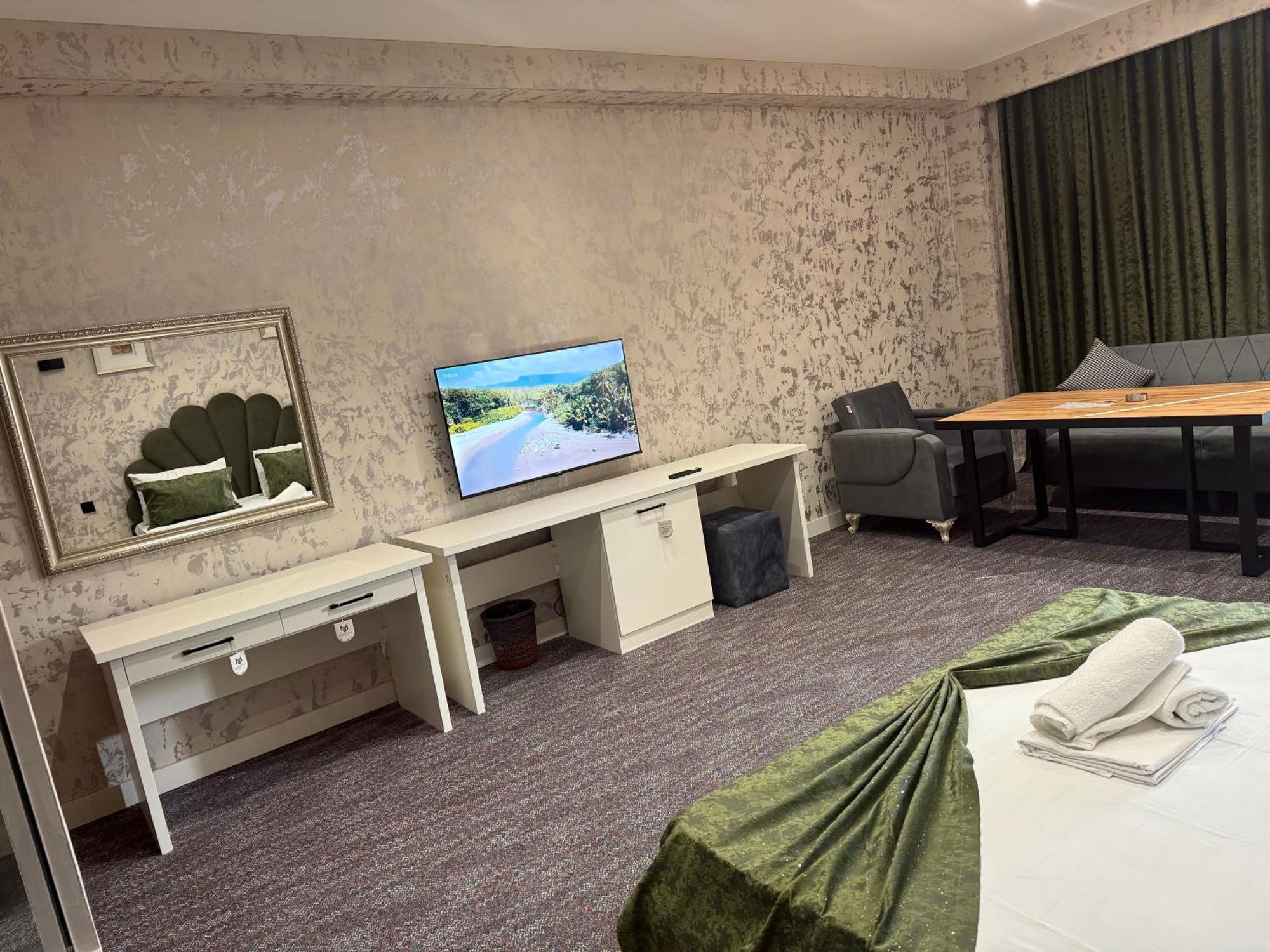 Black Mont Inn Hotel Baku Ngoại thất bức ảnh
